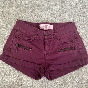 H&M burgundy shorts with zippers